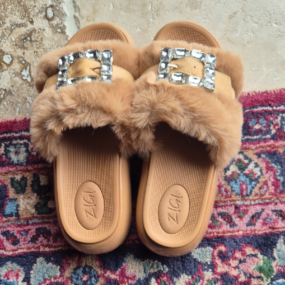 Zigi Faux Fur Platform Sandal
